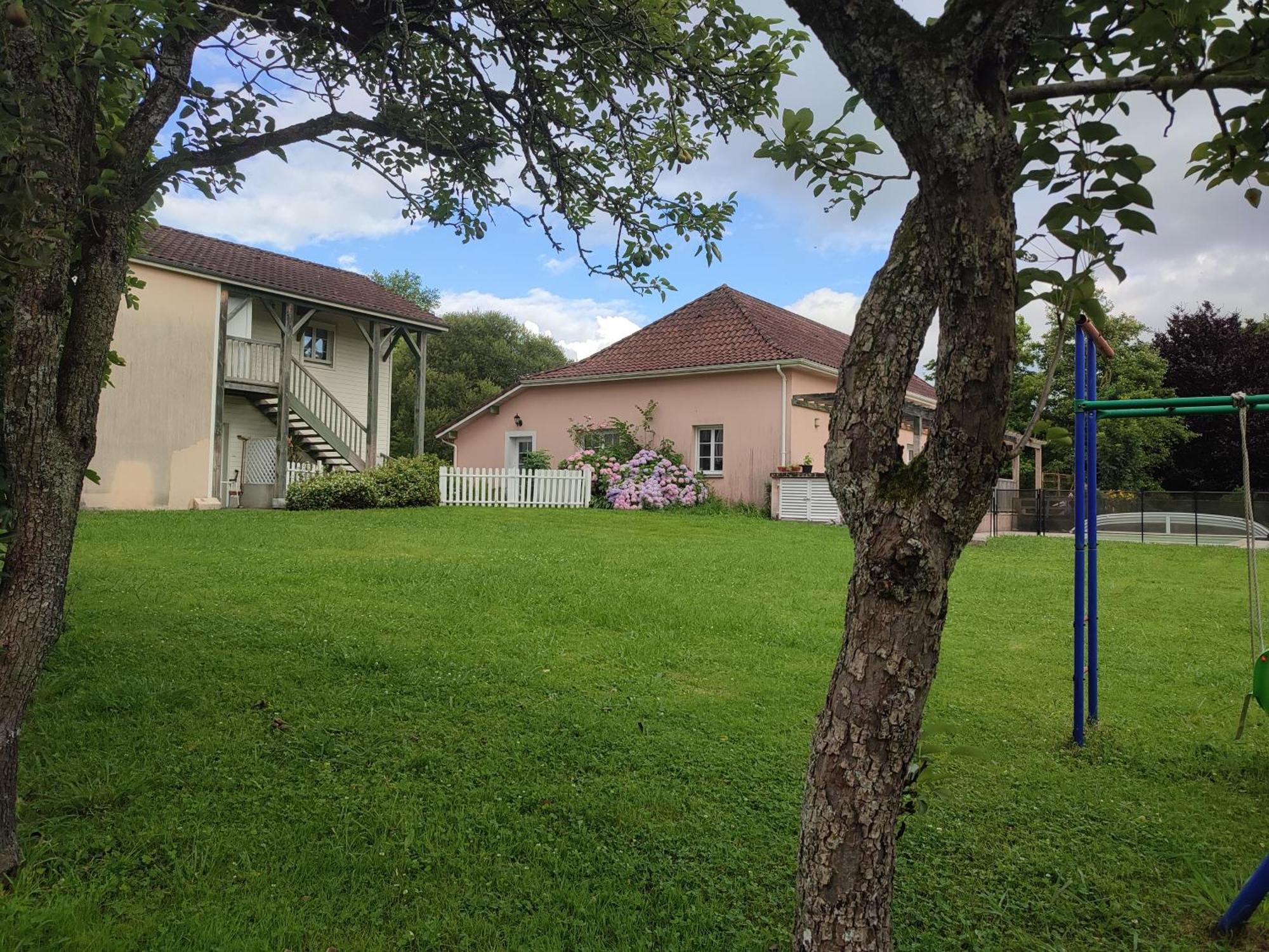 De Couleurs Et D'Eau Fraiche Bed & Breakfast Navarrenx Dış mekan fotoğraf